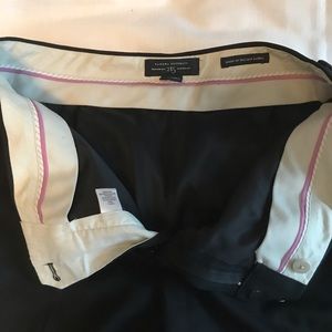 Banana Republic Pants - Banana Republic Suiting Pants 👖 Black Size 6 P Banana Republic Pants - Banana Republic Suiting Pants 👖 Black Size 6 P